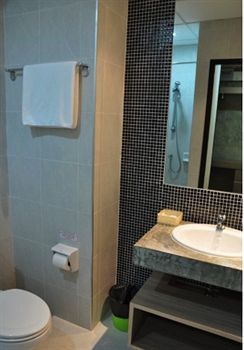 U Place Бангкок Экстерьер фото